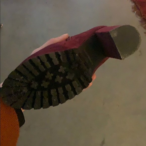 Suede boot - Picture 3 of 3